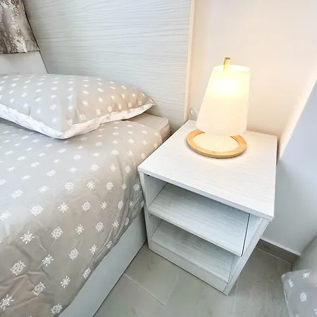 Apartman Beachfront Bliss