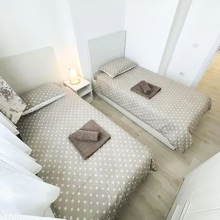 Apartman Beachfront Bliss *